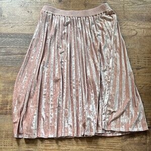 Velvet Pleated Skirt Pink